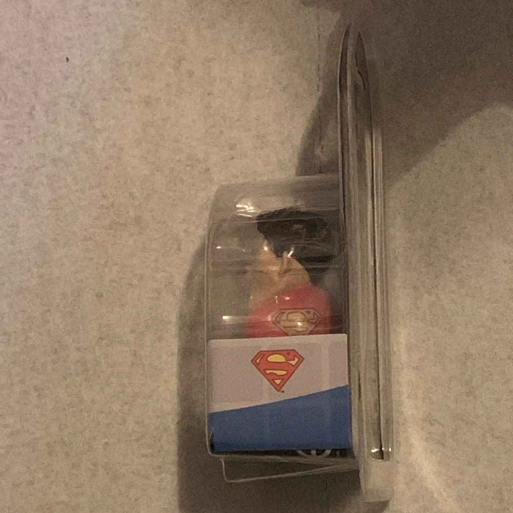 NECA Superman scalers (NWT)
